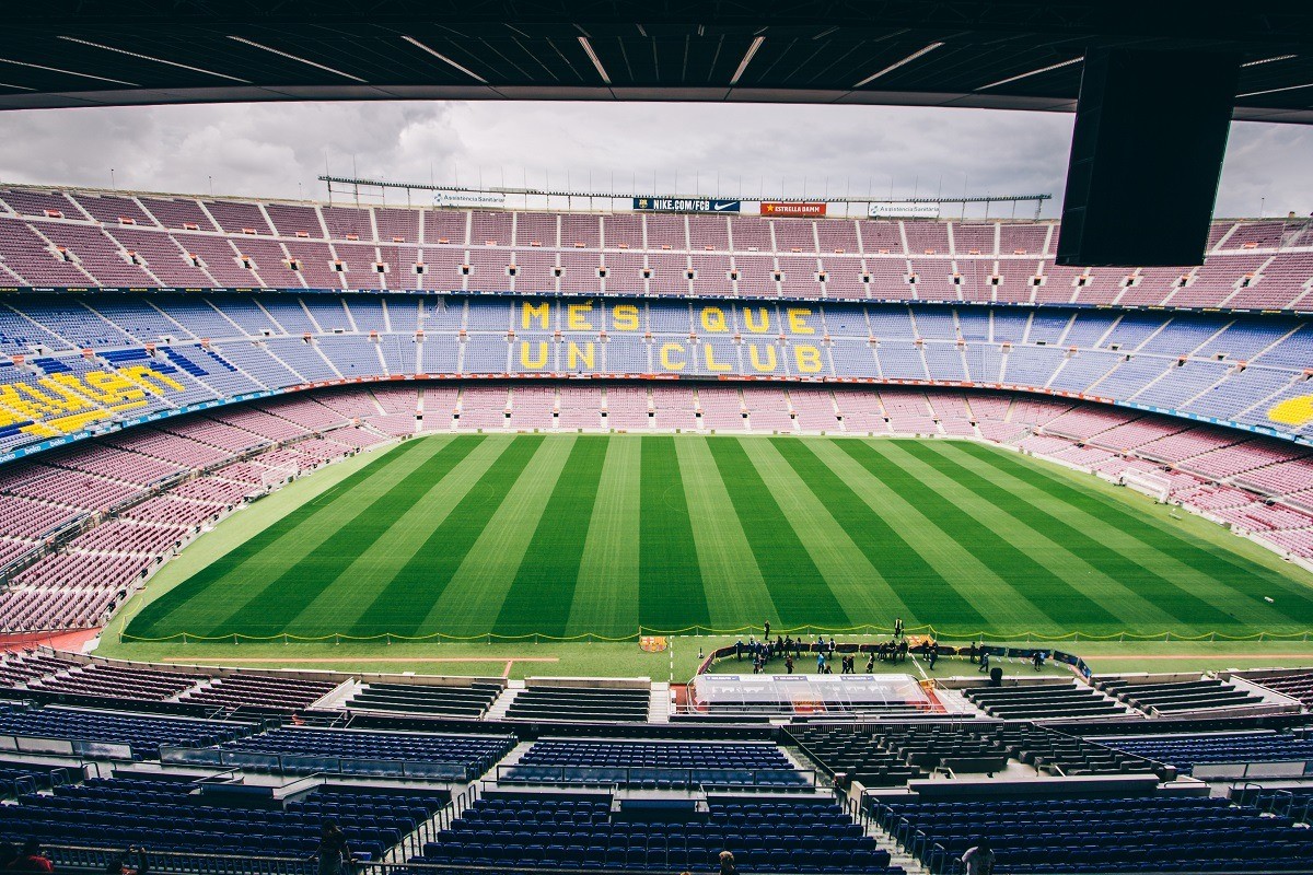 stade-camp-nou-interieur.jpg