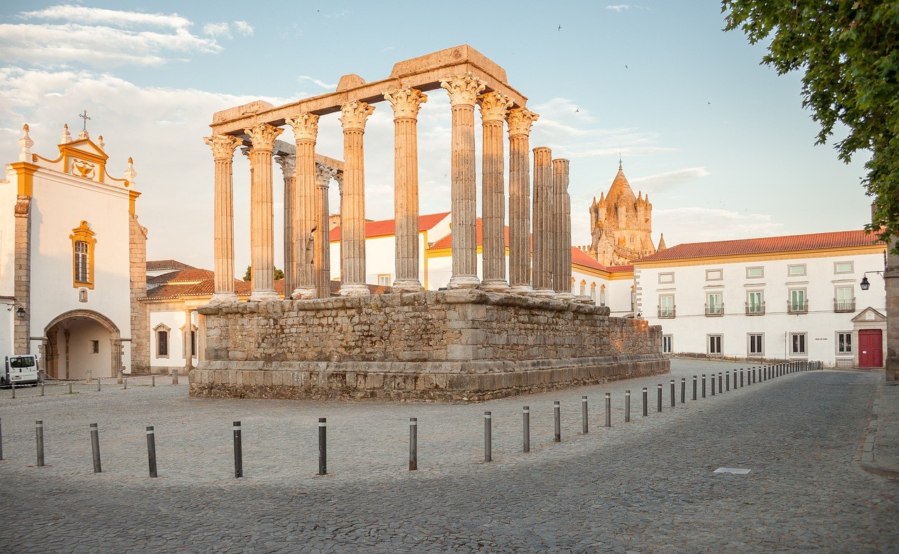 Find out why Évora is UNESCO World Heritage