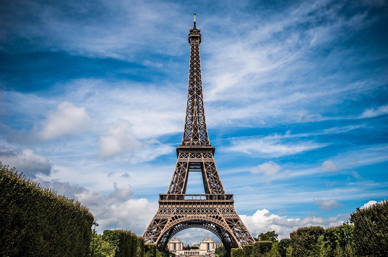 CLASSIC RUGBY TRIP TO PARIS IN A 3-STAR HOTEL