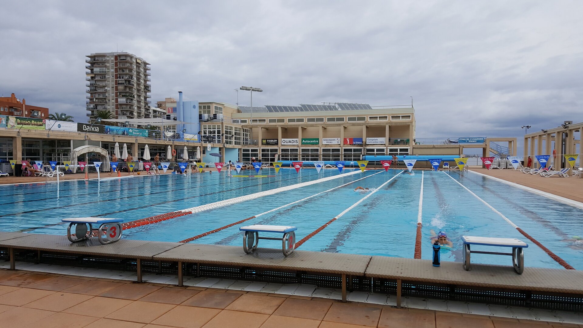 Stage de natation à Mataro en Espagne - Piscine Olympique extérieure 50 mètres 