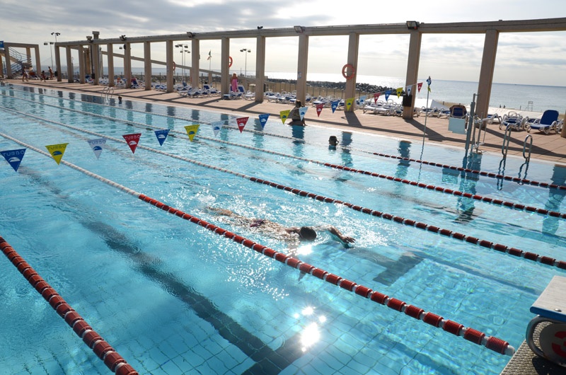 Stage de natation à Mataro en Espagne - Piscine Olympique extérieure 50 mètres 