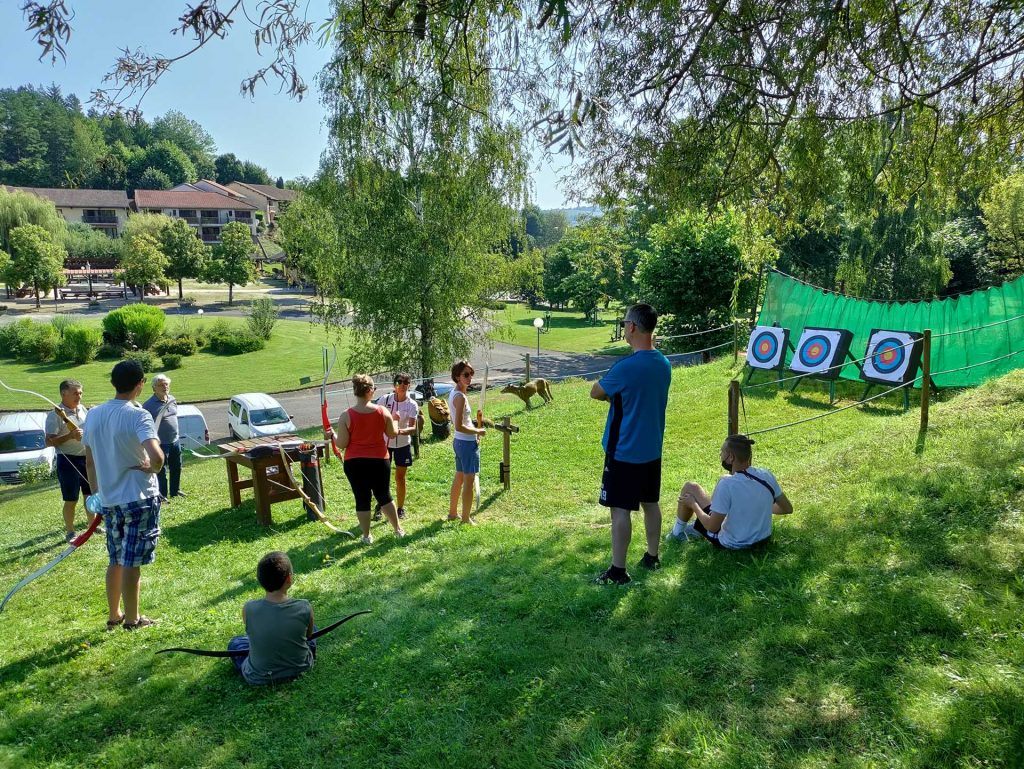 Stage de natation à Maurs activité extérieure