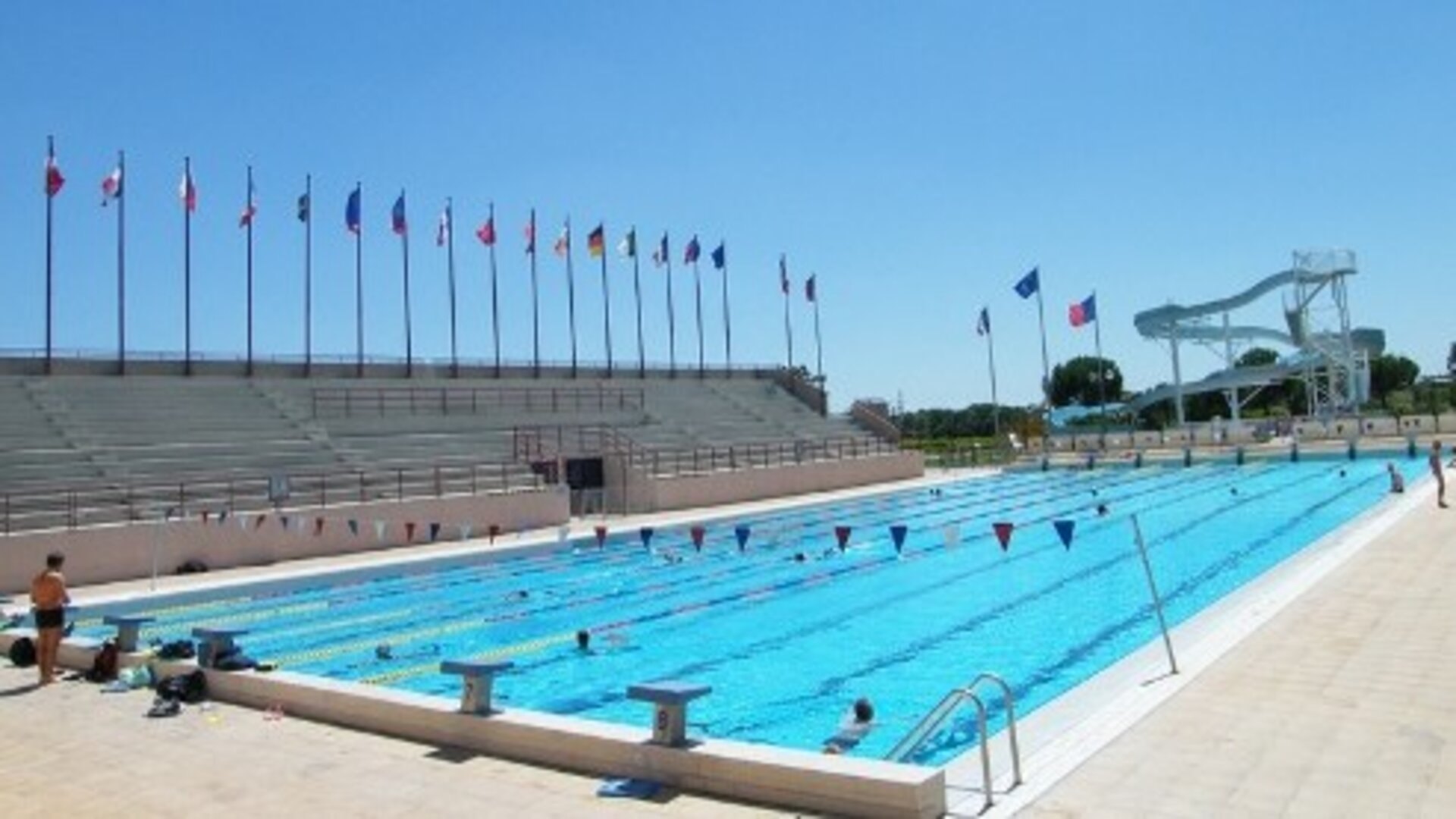 Stage de natation à Narbonne 50m découvert piscine 2