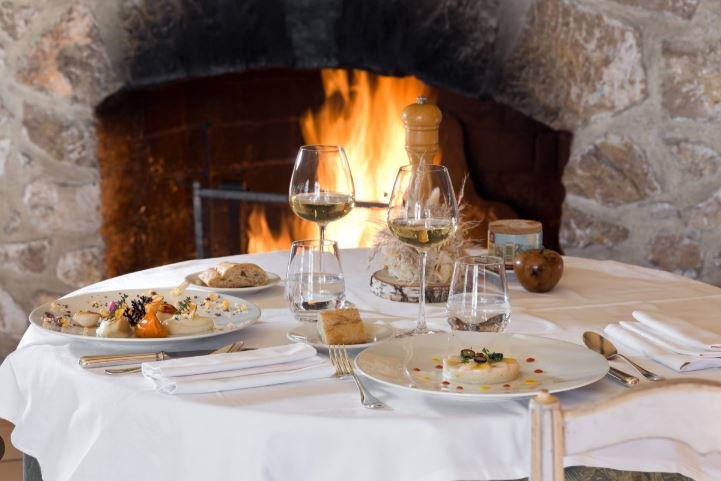 Lunch in Tourrettes village