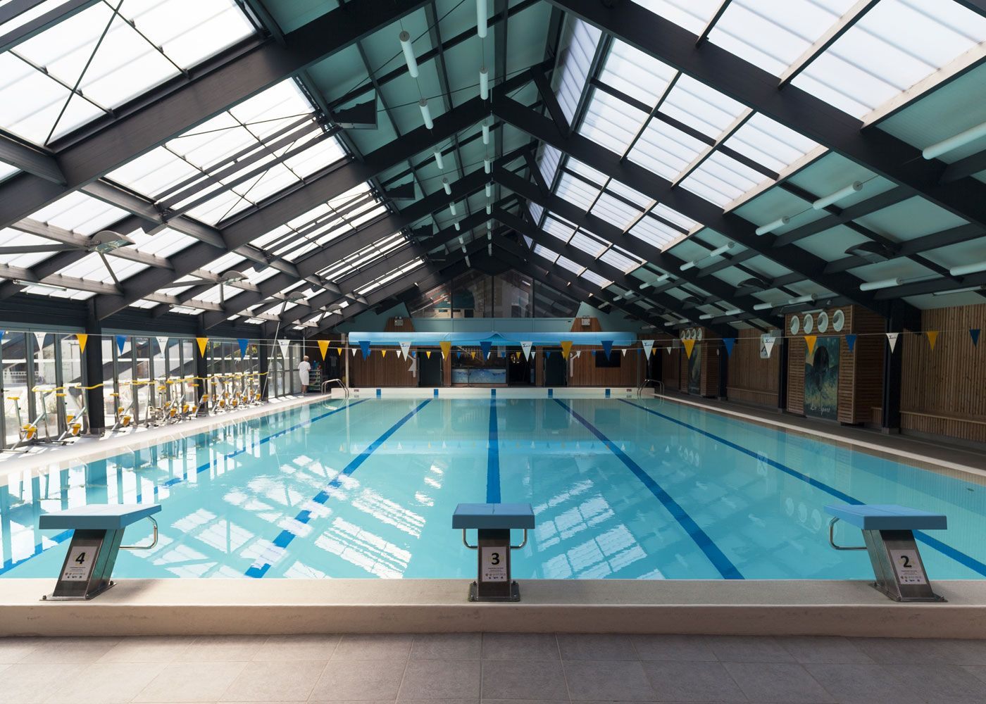 stage natation argeles gazost piscine.jpg