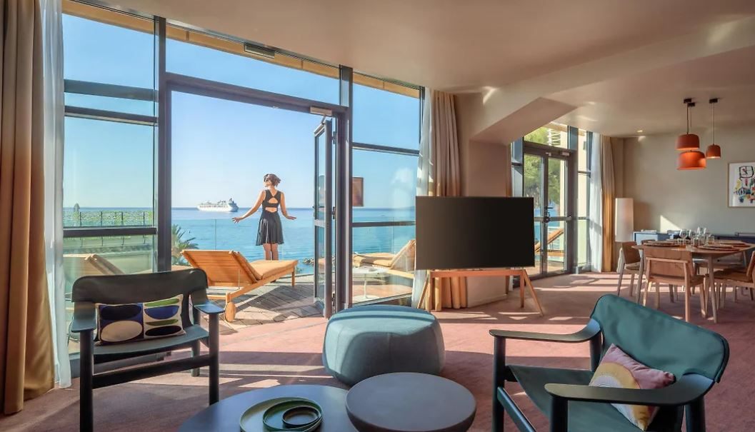 HILTON CANNES CANOPY