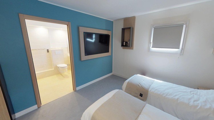 Stage de natation à Martigues hotel chambre