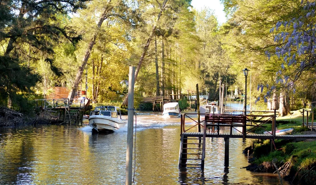 Private Navigation at El Tigre - with Lunch at Isla El Descanso